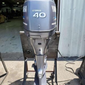 2002 Yamaha 40 HP 3 Cylinder Carbureted 4 Stroke 20" (Long Shaft) Outboard Motor - Outboard Engines Supplier