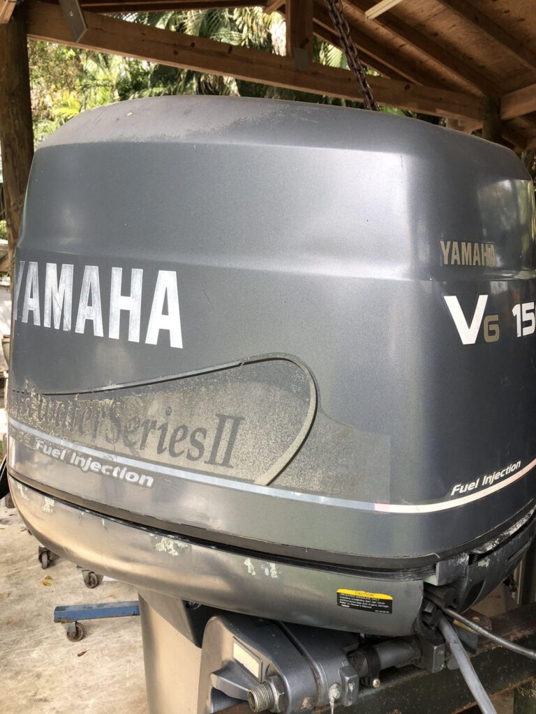 1989 Yamaha 150 HP V6 Carbureted 2-Stroke 25