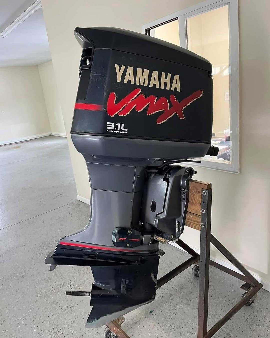 2003 Yamaha 250 HP VMax 3.1L V6 OX66 EFI 2 Stroke 20