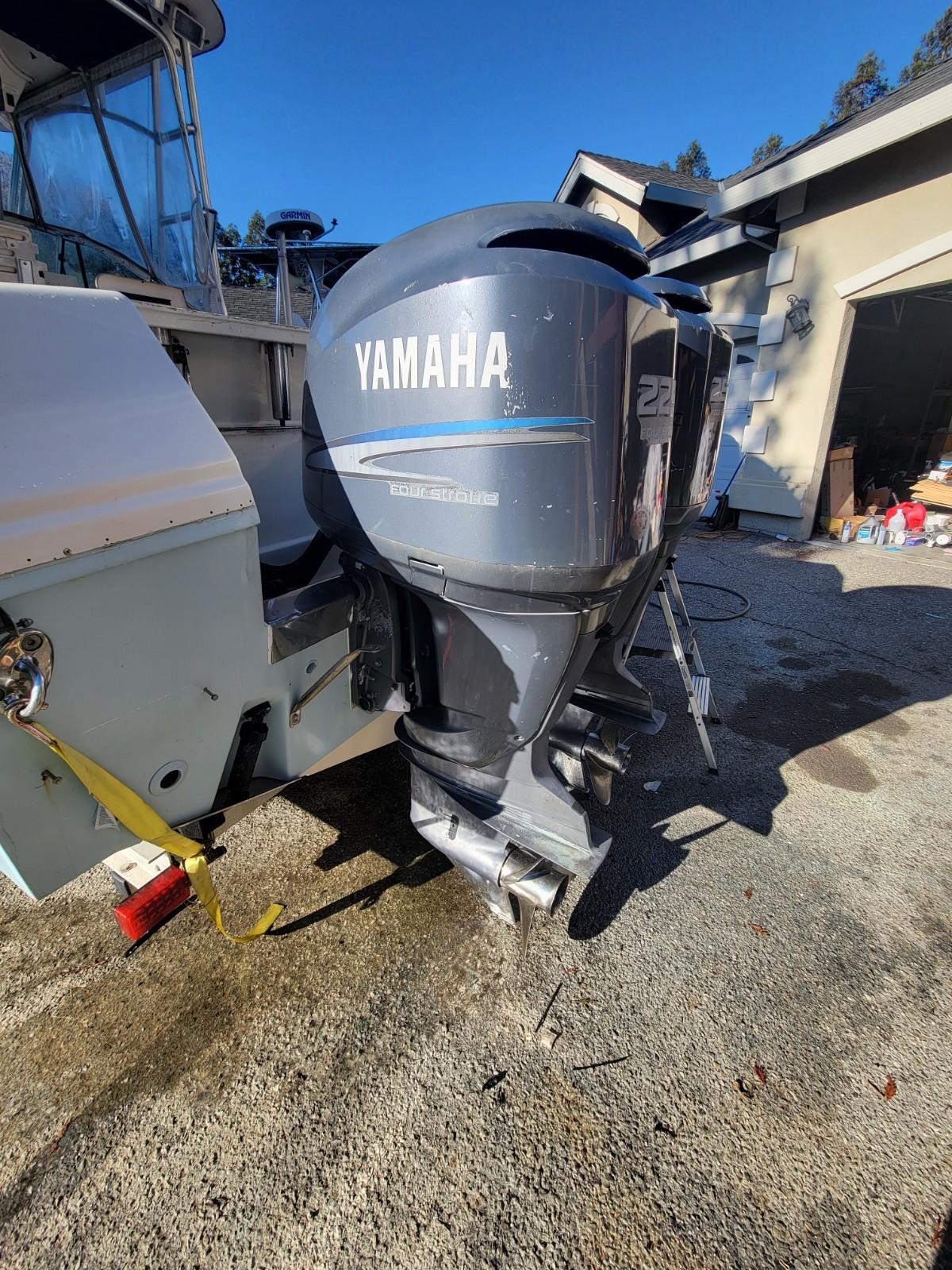 2005 Yamaha 225 HP V6 EFI 4-Stroke 30